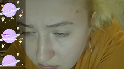 Curvy online show from February 11, 10:35 pm