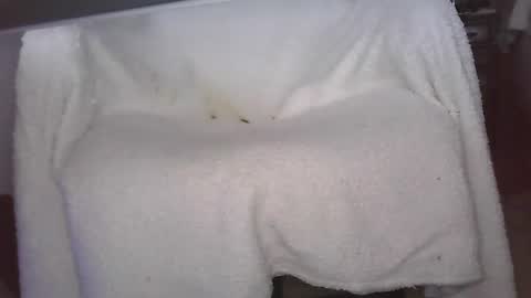 Cut Guy online show from December 24, 9:33 pm