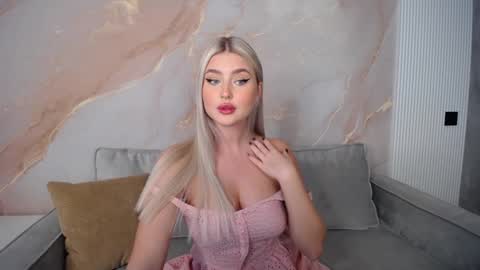 Kira  online show from December 25, 8:51 am