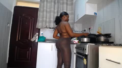 Liya online show from September 13, 1:35 pm