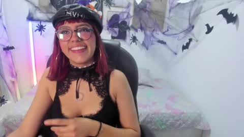 Sofa  online show from November 3, 5:47 pm