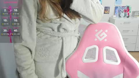 cute_kate0 online show from September 21, 11:58 am