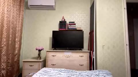 cute_kitte online show from October 18, 7:18 pm