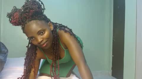 cute_lorna online show from March 31, 9:48 pm