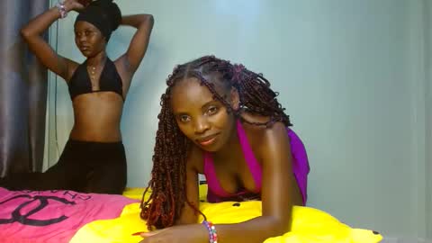 cute_lorna online show from April 15, 9:26 pm