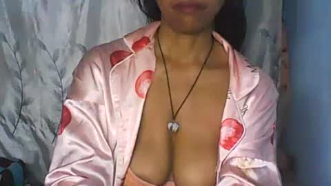 murielle online show from November 16, 6:21 pm