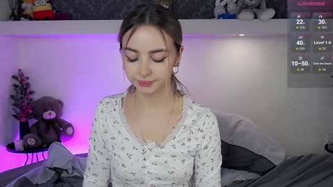 Eva online show from February 4, 7:00 pm