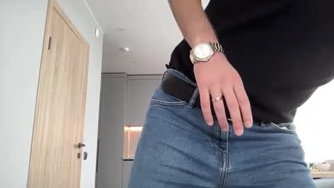 cute_skywalker online show from October 13, 6:48 am