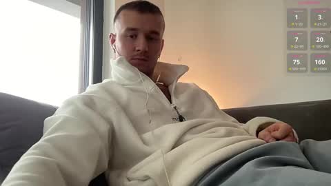 cute_skywalker online show from February 15, 8:44 am