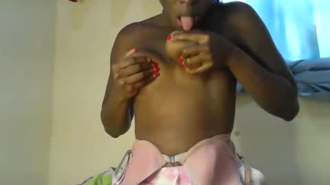 cute_sonny online show from March 13, 6:05 am