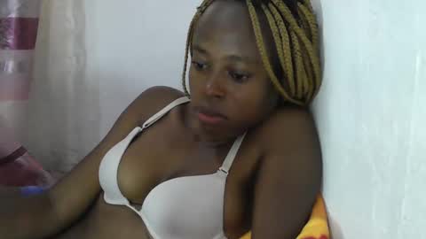 cute_sonny online show from February 8, 10:18 am