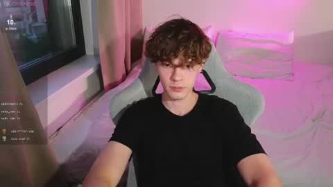 Thomas -  online show from June 18, 6:46 pm
