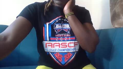 Cuteberry87 online show from November 10, 8:22 pm