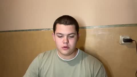 Alex online show from November 18, 8:23 pm