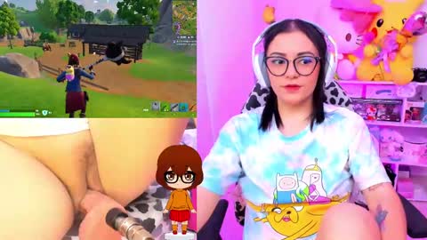 Cinna independent model online show from February 10, 4:47 pm