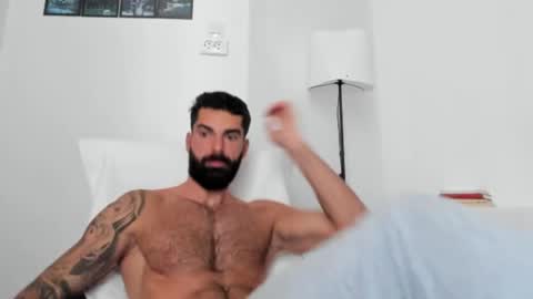 cuteeboy online show from October 12, 6:39 am