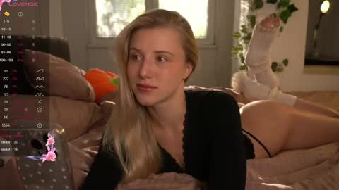 Alina online show from April 12, 4:00 pm