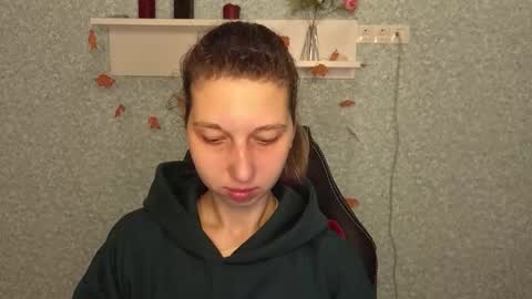 Elli online show from November 27, 5:15 am