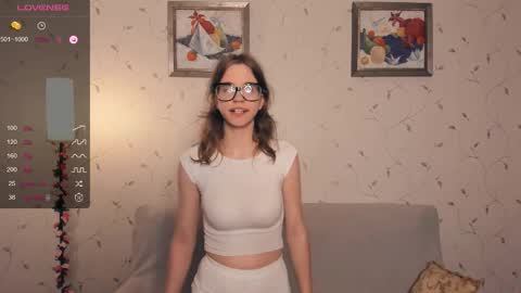 Melisa online show from October 31, 7:58 pm