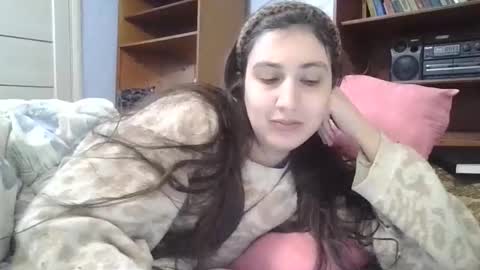 cutekattie online show from February 1, 5:59 am