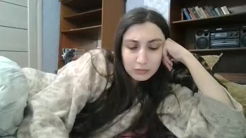 cutekattie online show from February 25, 9:13 am