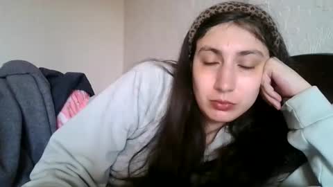 cutekattie online show from May 4, 4:19 am