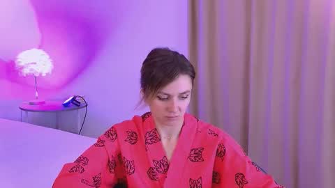 cutemirage online show from October 17, 3:16 pm