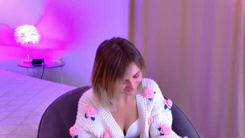 cutemirage online show from October 1, 3:11 pm