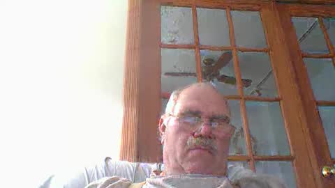 cutesexytony2460 online show from February 14, 6:10 pm
