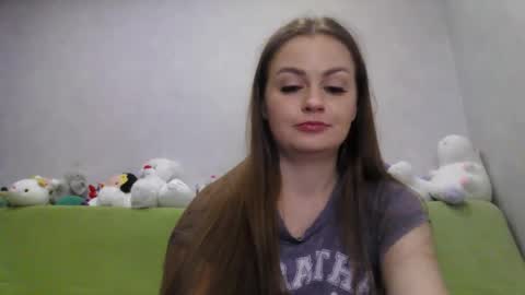 Chloe online show from November 6, 3:53 am