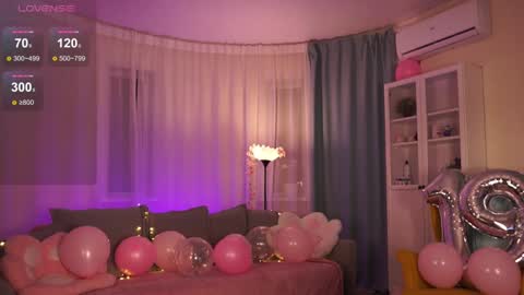 Maya  online show from February 1, 9:19 pm