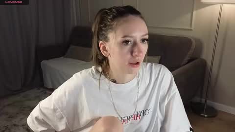 Kate online show from November 22, 8:57 am