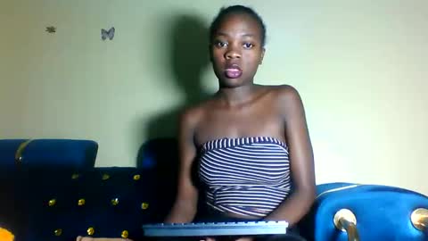 cutieplush online show from May 1, 9:09 pm