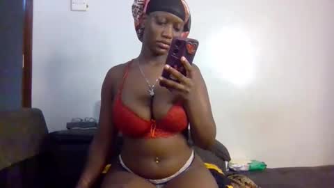 CUTIE online show from March 26, 10:31 am