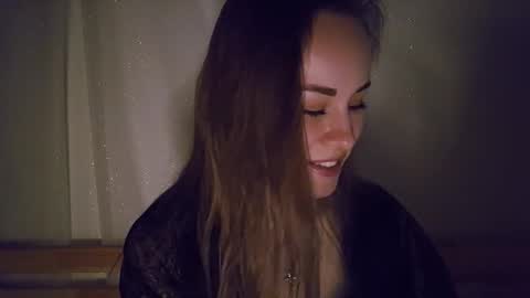 cutie_xoxo_ online show from February 12, 9:29 pm