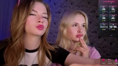 Chloe online show from April 15, 7:49 pm