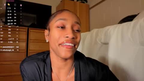 cutieeeva online show from April 12, 2:48 am