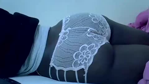 cutiehanish4 online show from March 11, 12:02 am