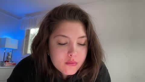 Cutieoggg420 online show from December 26, 7:05 pm