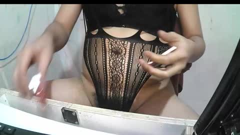 Snapshot of cuttiekattie4you chatting on October 5, 10:23 am cuttiekattie4you online show from October 5, 10:23 am