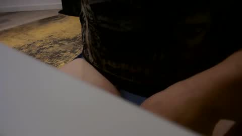 cuttop2373844 online show from November 8, 6:11 pm