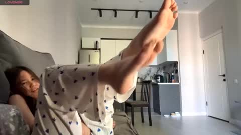 Akemi online show from September 13, 8:50 am