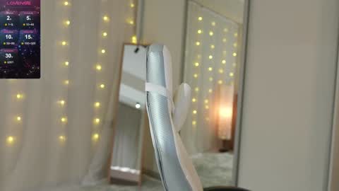 EMILY online show from January 18, 6:53 pm