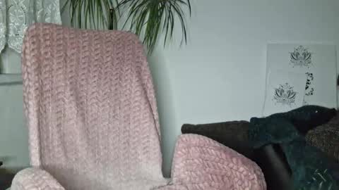 Cyndee Winter online show from January 17, 4:38 pm