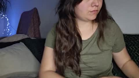 Snapshot of cyndee_winter chatting on October 21, 8:12 pm Cyndee Winter online show from October 21, 8:12 pm