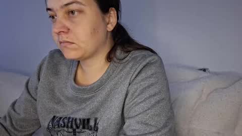 Snapshot of cyndee_winter chatting on October 25, 2:28 pm Cyndee Winter online show from October 25, 2:28 pm