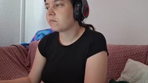 Cyndee Winter online show from June 10, 4:28 pm