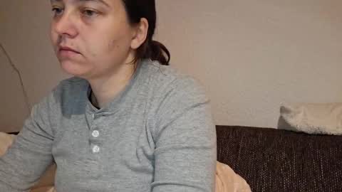 Snapshot of cyndee_winter chatting on October 2, 5:12 pm Cyndee Winter online show from October 2, 5:12 pm
