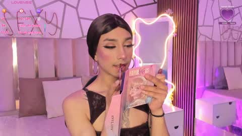 cyrus_tay online show from April 5, 12:02 pm