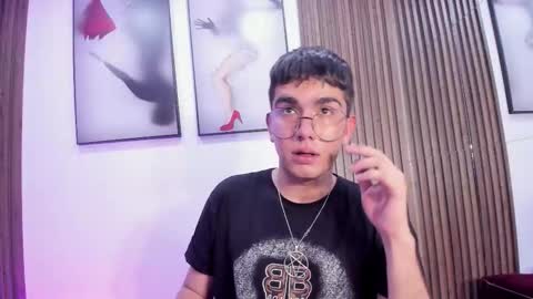 cyrus online show from November 11, 11:29 pm